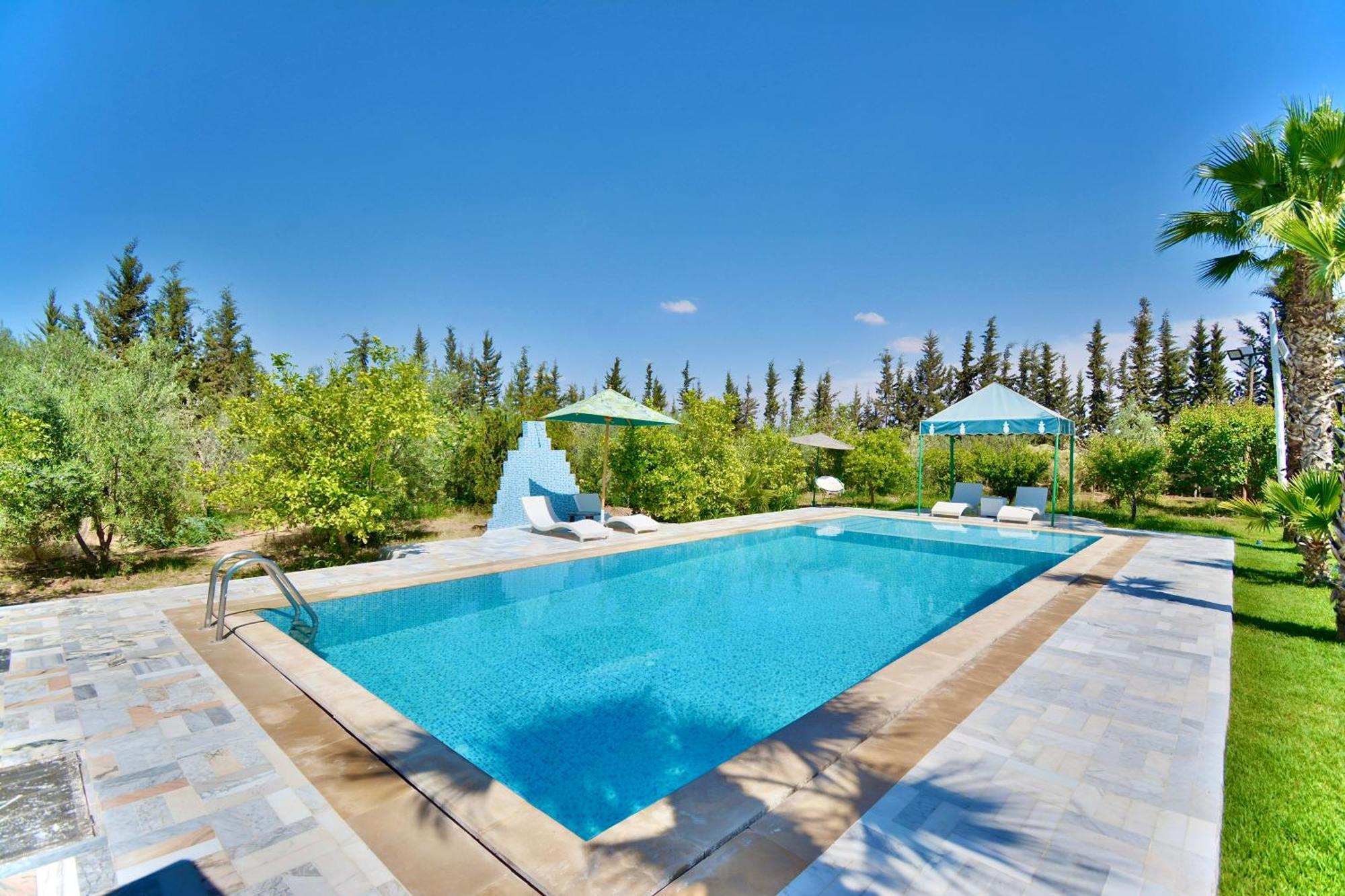 Ferme De Vacances Avec Une Grande Villa A Marrakech Marrakesh Exterior photo